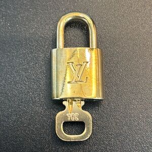 Louis Vuitton Gold Padlock with Key #304